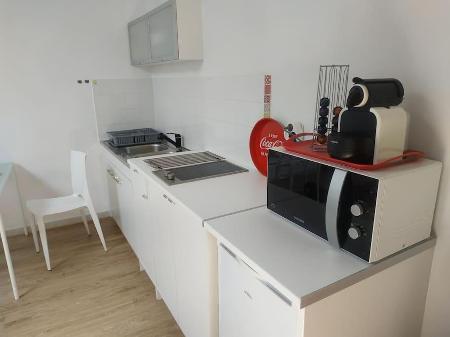 Le Saint-Lazare Appartement Au Calme Intra Muros Avinyon Dış mekan fotoğraf